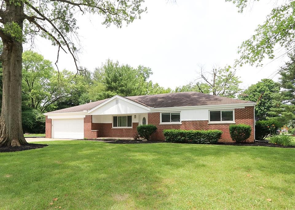 1st image of 119 Castanea Dr