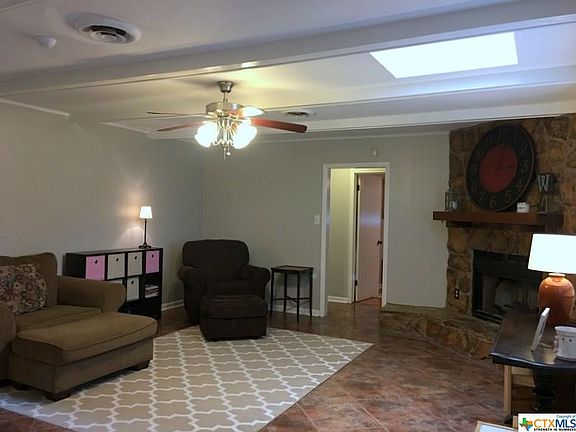 3rd image of 107 Warwick Glen St