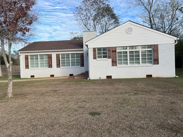 208 Mimosa Dr, Raleigh, MS 39153