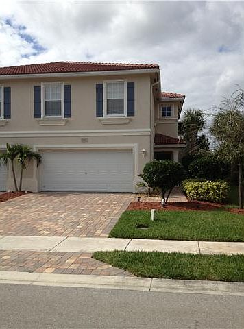 1st image of 4601 Cohune Palm Ct