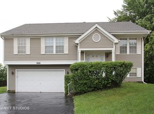 466 Cromwell Ct, Lake Zurich, IL