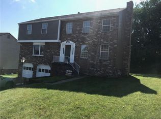 112 Bertley Ridge Dr, Coraopolis, PA 15108