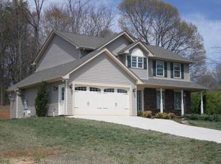 122 Wynbrooke Pl, Madison Heights, VA 24572
