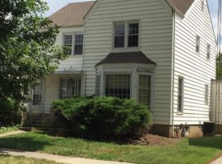 582 S 5th Ave, Kankakee, IL 60901