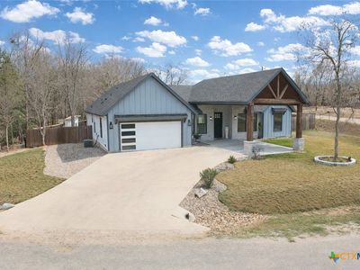 105 Laumaia Ln, Bastrop, TX, 78602