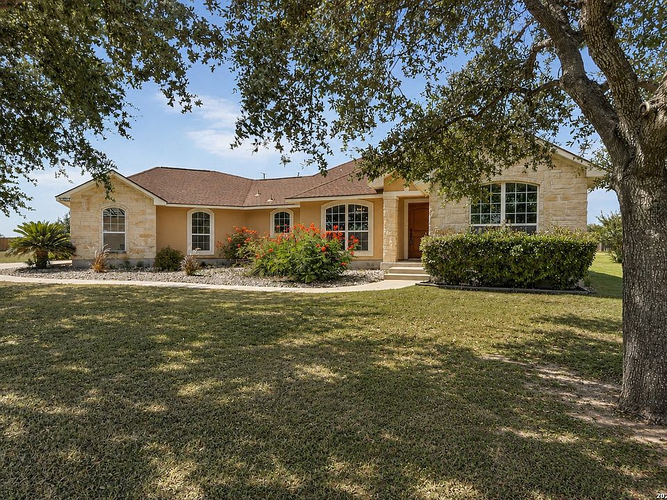 1st image of 15815 White Cap Dr