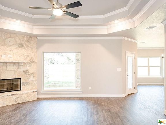 5th image of 2605 Crystal Ann Dr