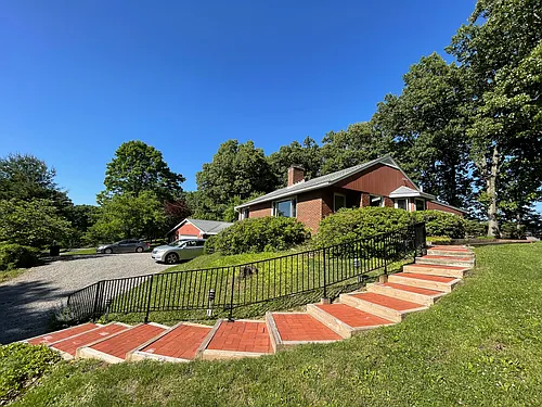 8250 Fox Ridge Rd Photo 1