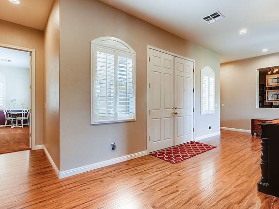 4th image of 7758 Villa Del Mar Ave