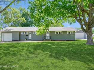 812 S Center St, Plano, IL 60545