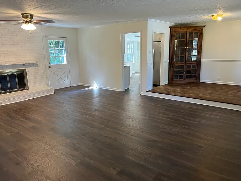 1307 Ridgewood Dr SW — Photo 7