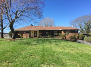 2702 Gray Cir, Columbia, TN 38401