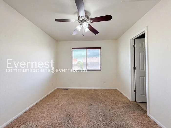 5554 Killarney Ct — Photo 12