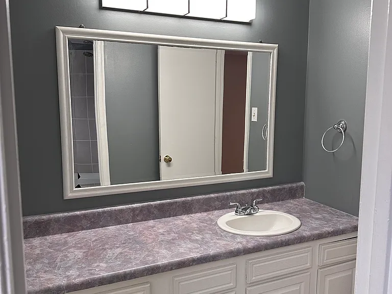 3208 S Battlebridge Dr — Photo 19