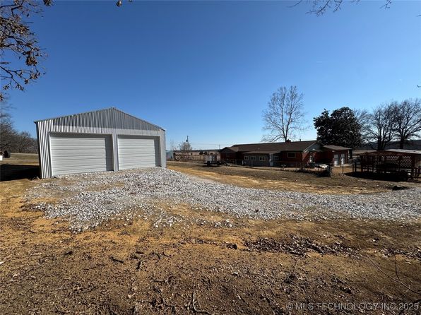 428867 Highway 266, Checotah, OK 74426