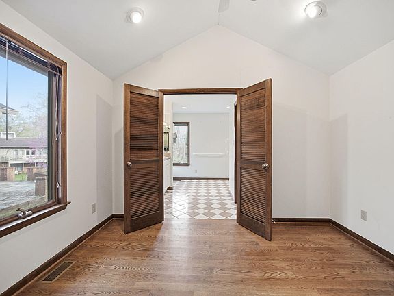 71st image of 2044 Manor Dr