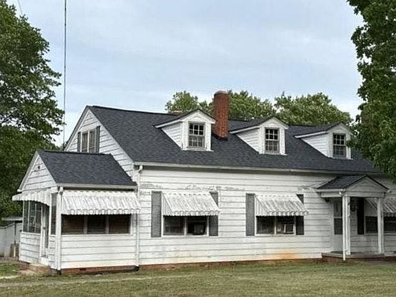 3rd image of 763 Coleridge Rd
