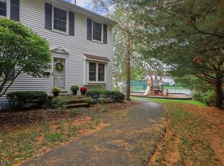 2310 Jamestown Cmn, Hillsborough, NJ 08844