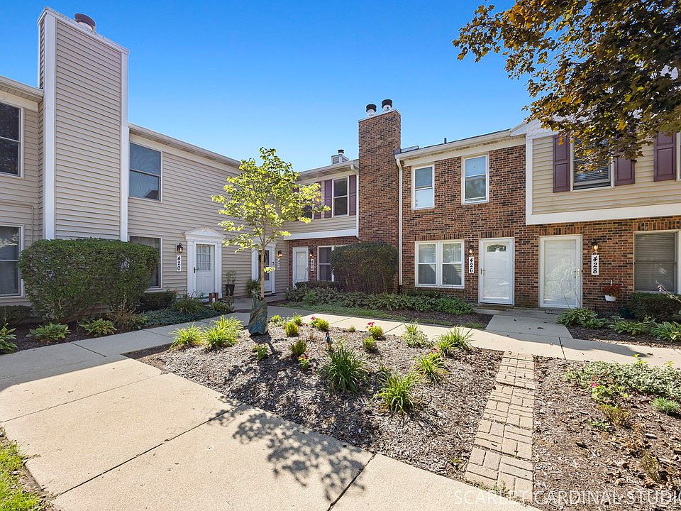 1st image of 424 Kensington Ct