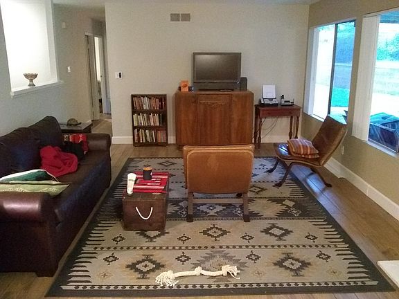 4th image of 8701 Dent Ct
