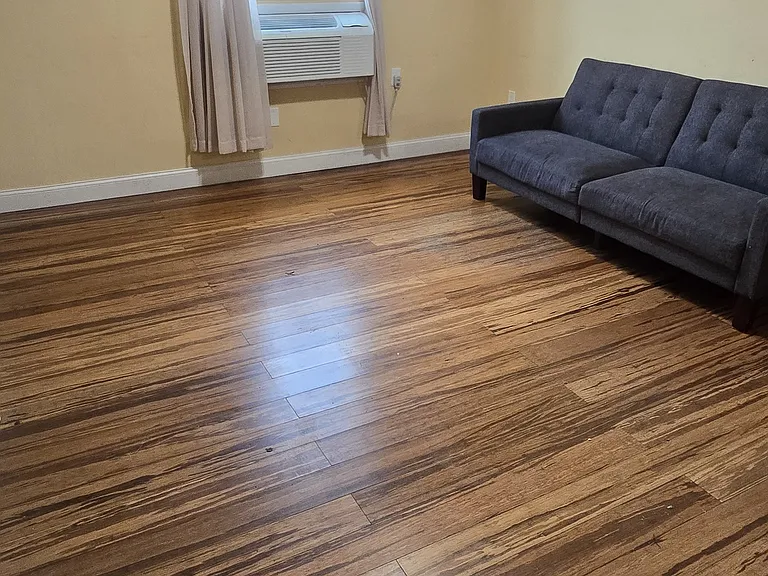 515 Summit Ave #4 — Photo 3