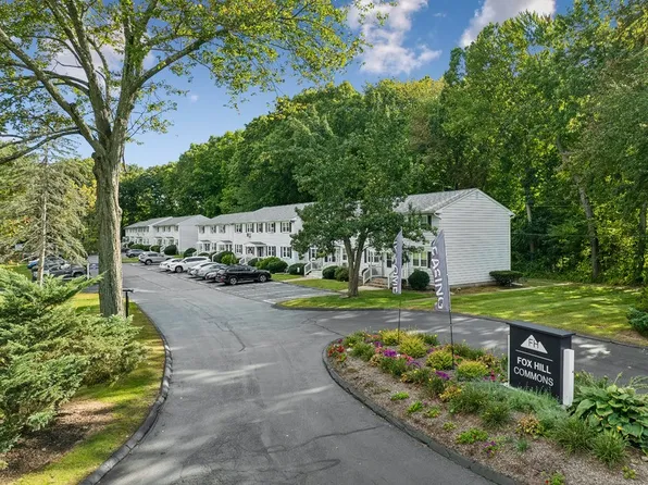 Fox Hill Commons