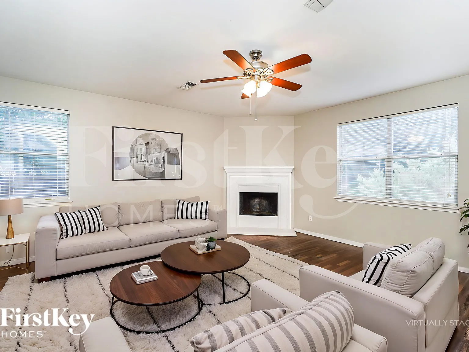 5 bed, 2.5 bath, 2960 sqft, $2,205 — Photo 3