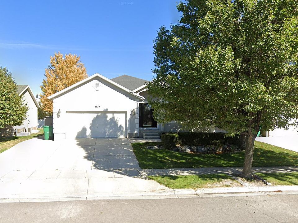 1st image of 2570 W 1600th St N