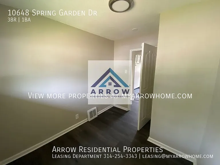 10648 Spring Garden Dr — Photo 11