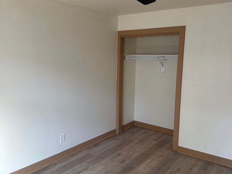1st image of 8040 W Howard Ave #8040