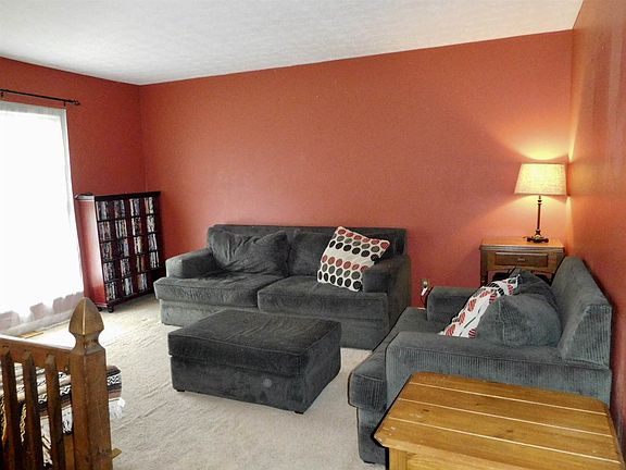 3rd image of 167 Breckenridge Dr