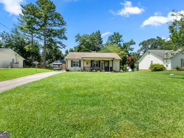 2560 Fairlane Dr, Cumming, GA 30041