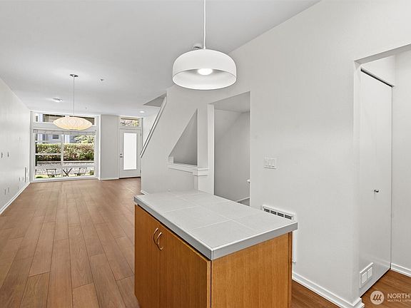 5th image of 15160 NE 81st Way #104