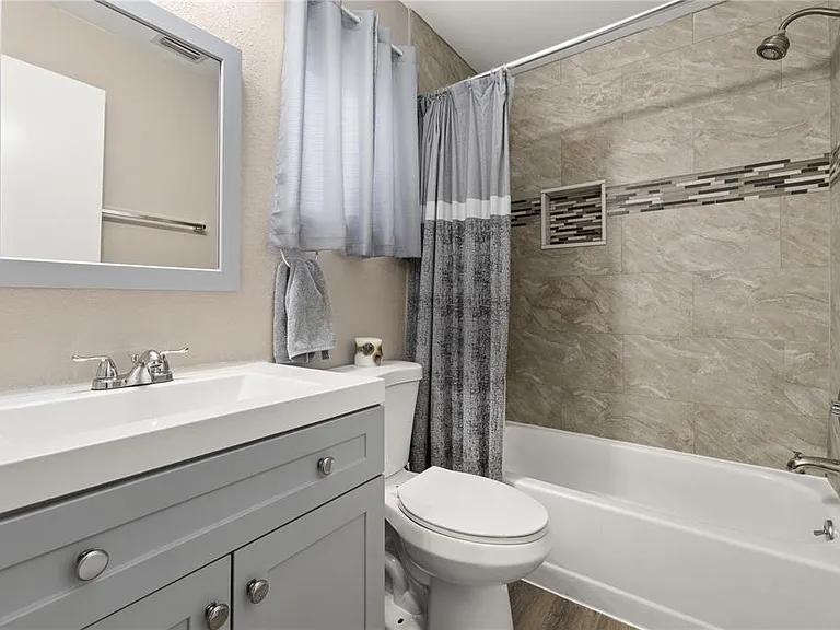 6613 Chantry St — Photo 23