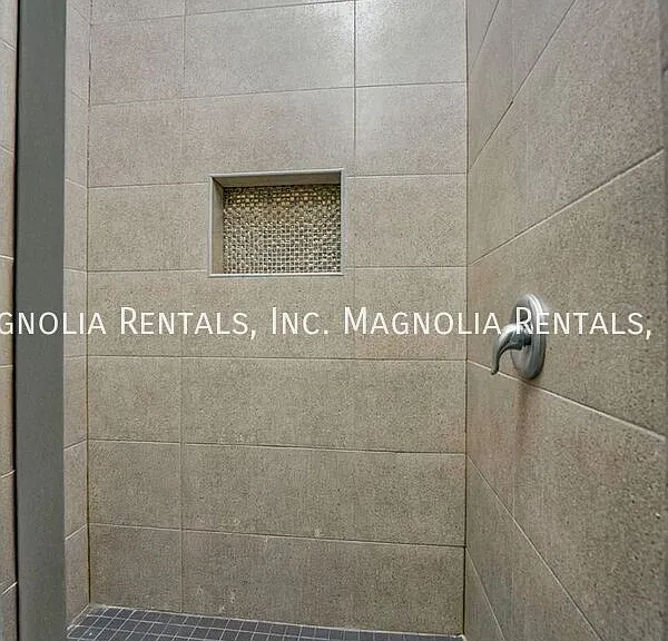 1809 W Broome St #2 — Photo 14