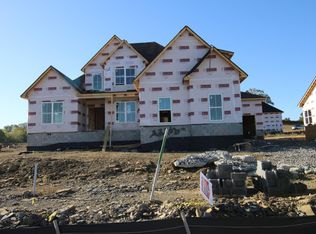 303 Chimney Rdg, Nolensville, TN 37135