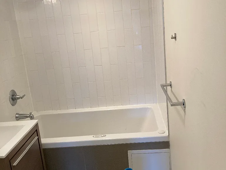 74 Grand Ave #5A — Photo 7