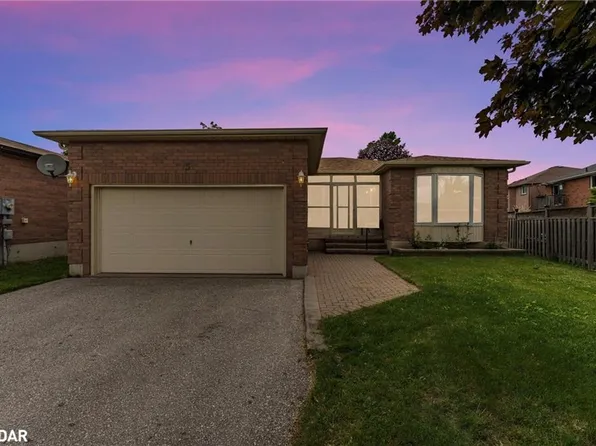 3 Wiseman Ct, Barrie, ON L4N 7E3