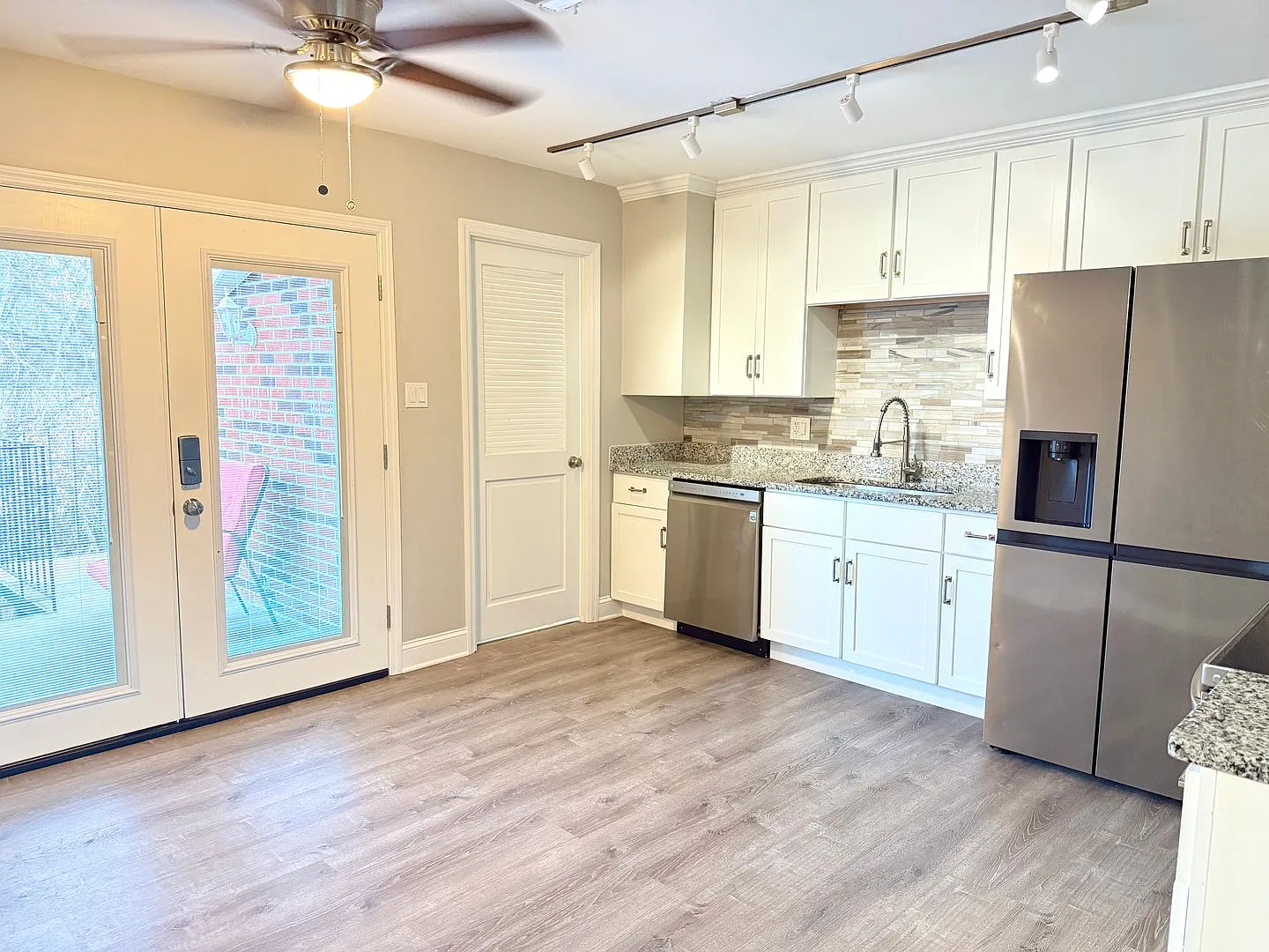 Lovell Road Apartment — Photo 3