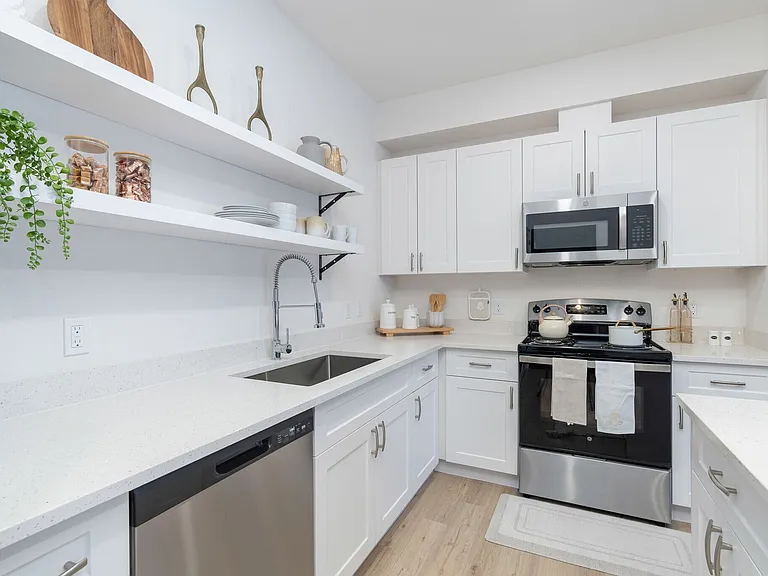 Woodburn Villas — Photo 46