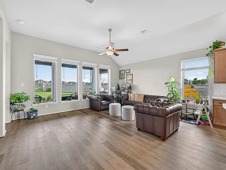4731 Cedar Butte Ln — Photo 15