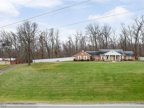 3rd image of 39 County Road 30a