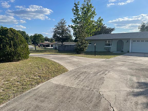 Driveway extends to two different streets