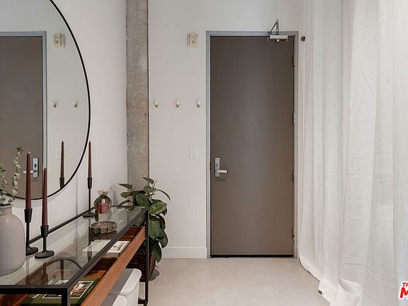 3rd image of 330 W 11th St APT 104