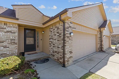 2315 Heritage Pointe Dr Photo 1