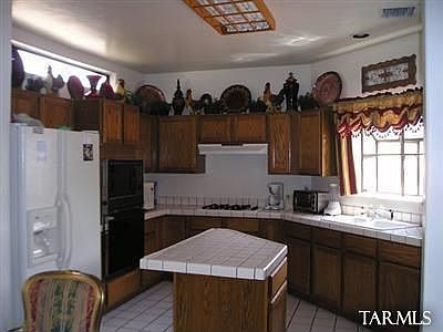 2nd image of 141 W Drover Pl