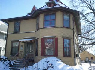 1427 2nd Ave SE, Cedar Rapids, IA 52403
