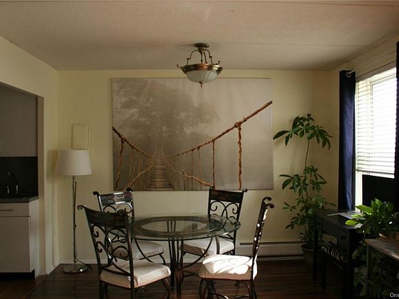 3rd image of 35 Park Ave APT 4U