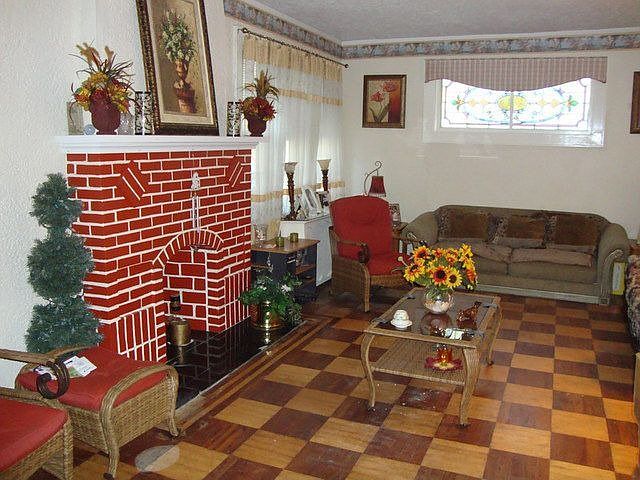 2nd image of 56 Sherwood Ave