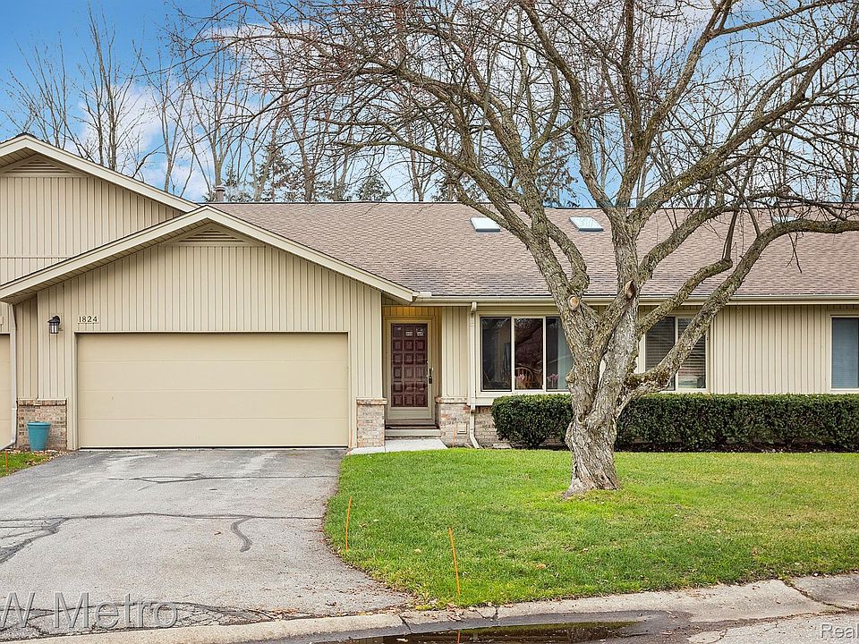 1st image of 1824 Hunters Ln